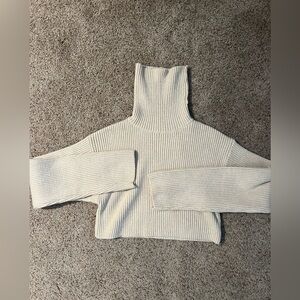 Size small turtle neck cropped sweater